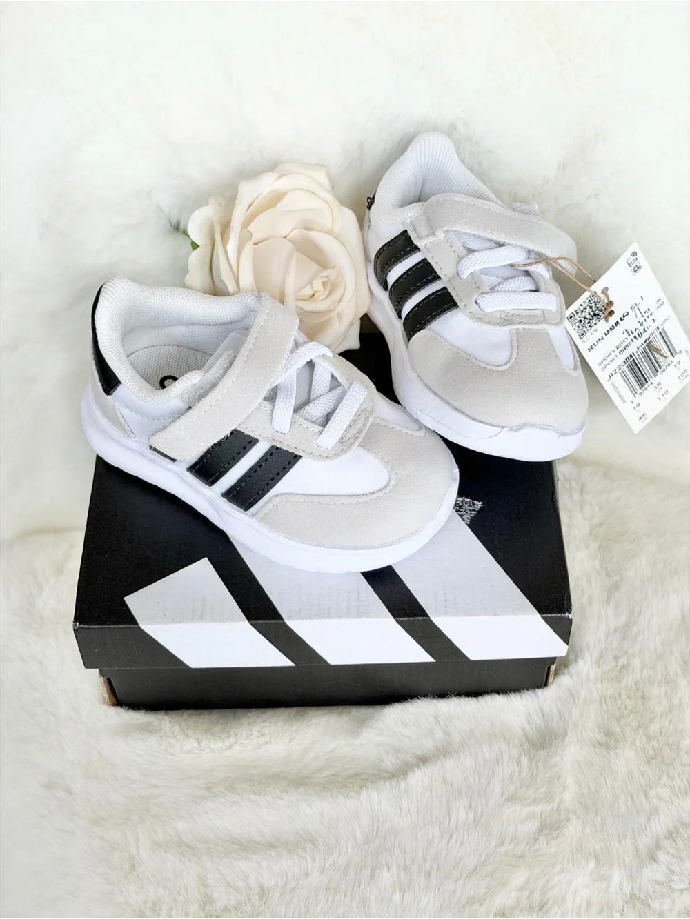 ADIDAS RUN 70s 2.O toddlers  white  and Black Sneakers w/Velcro closure Unisex